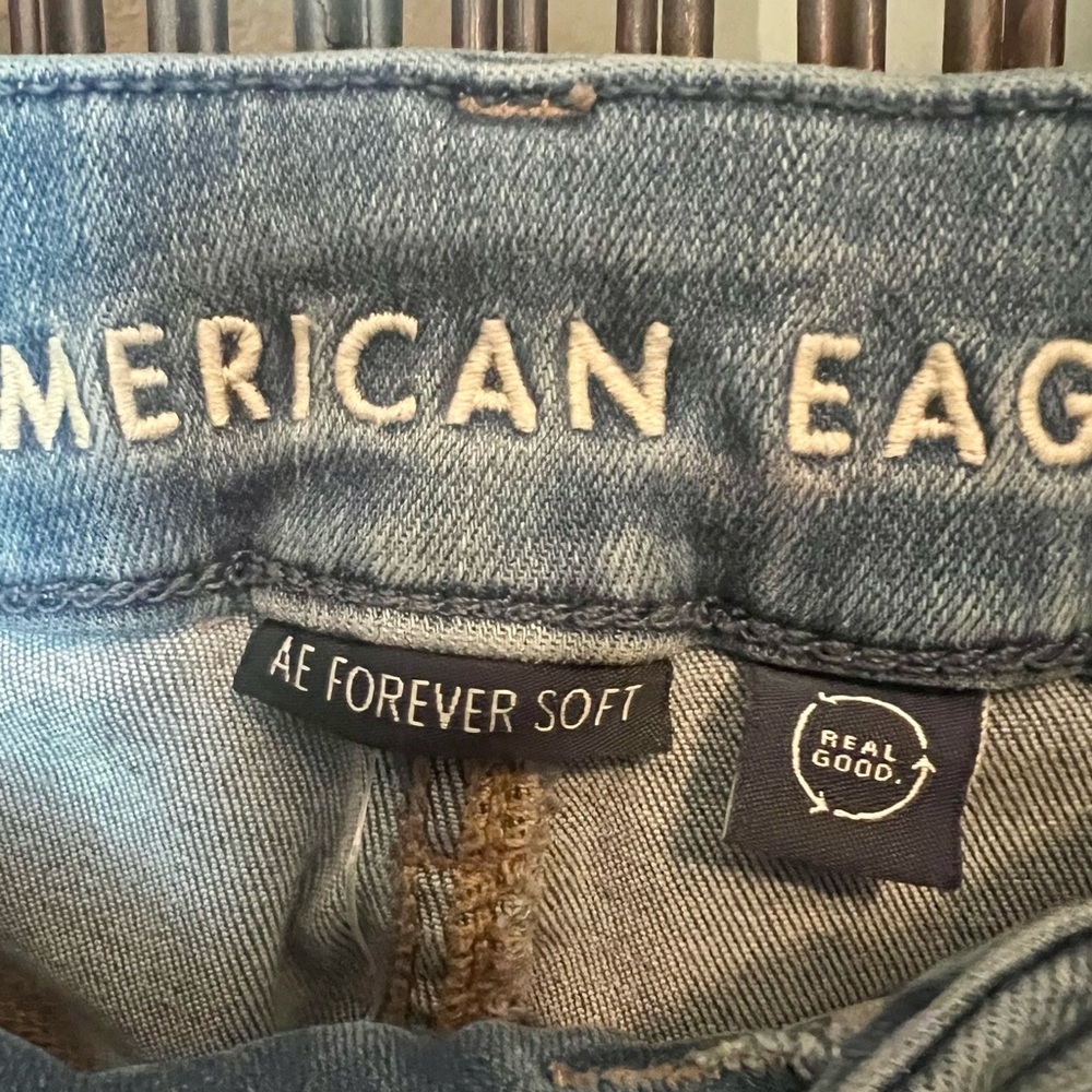 AE curvy high rise jegging, sz 6, super soft denim - Picture 3 of 4